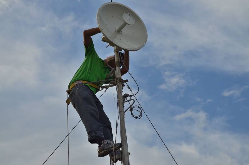 94-Kilometer Point-to-Multipoint Backhaul